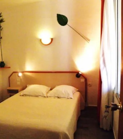 La Croix De Malte Hotel