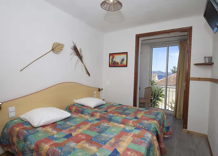 מלון La Croix De Malte לה קיוטאט